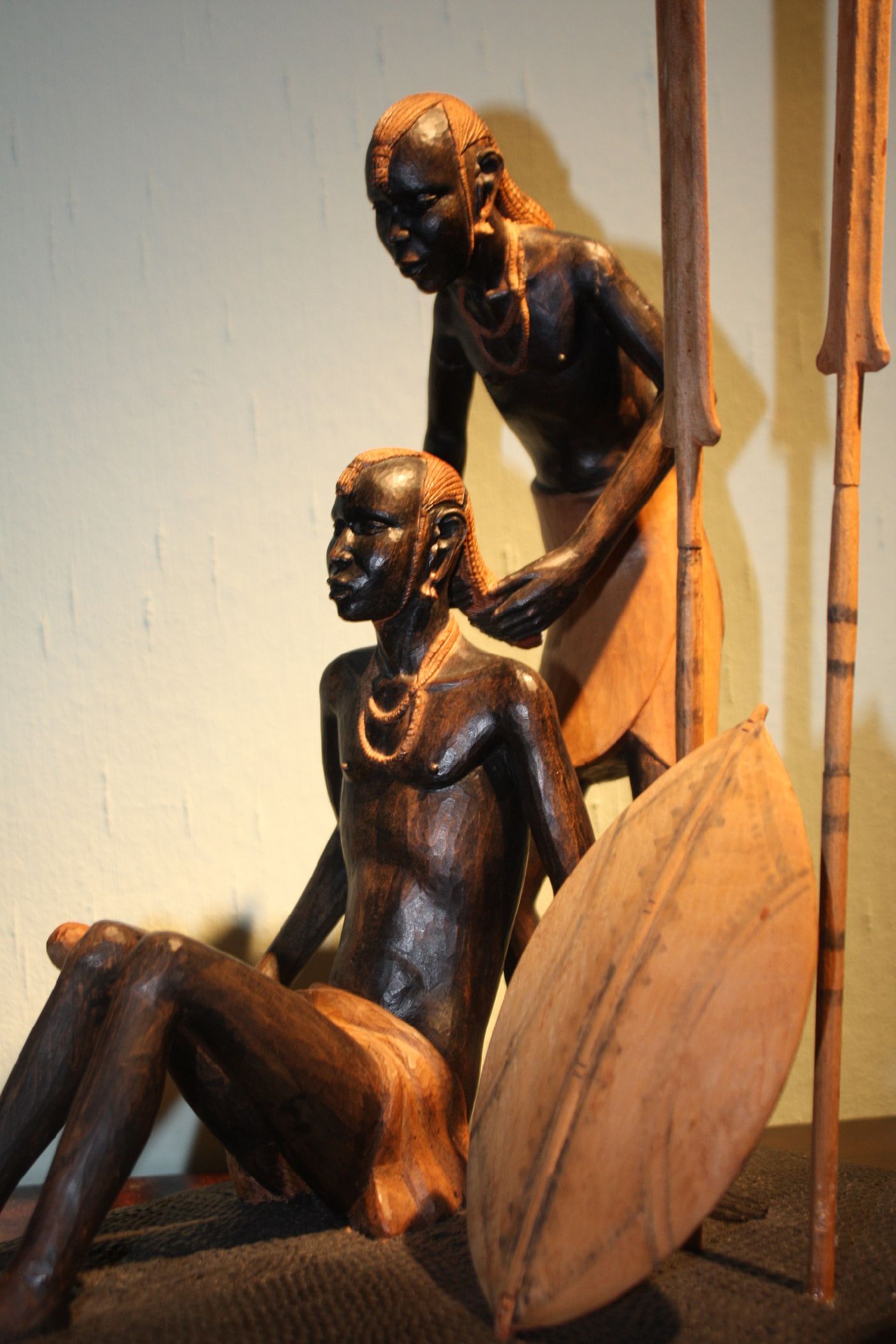 Holzgescnitzte Figurengruppe Massai Afrika